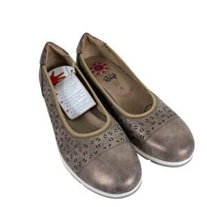 Relife NWT Rose Gold Metallic Eyelet Slip On Massage Leather Flats Loafers 7 7.5